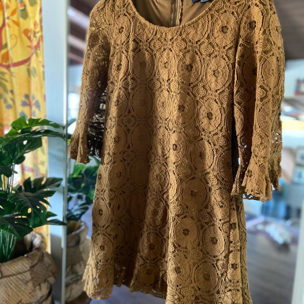 Forever 21 Lace Long Sleeve Dress in Brown